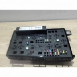 Porte fusible OPEL ASTRA H...