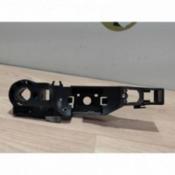 Support poignee porte avant...