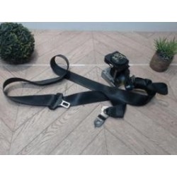 Ceinture avant gauche...