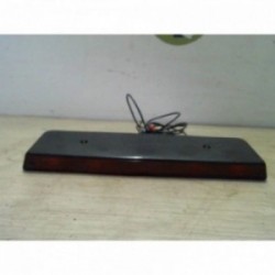 Feu arriere stop central...