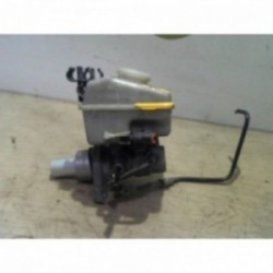 Maitre cylindre (freinage)...