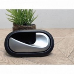 Poignee interieur avant...