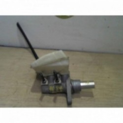 Maitre cylindre (freinage)...