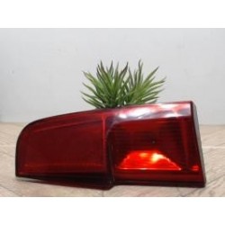 Feu factice arriere droit...