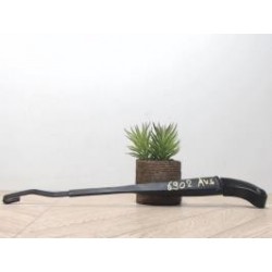 Bras essuie glace avant...