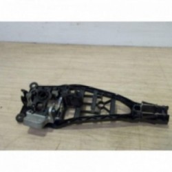 Support poignee porte avant...