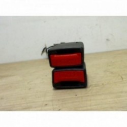 Attache ceinture arriere...