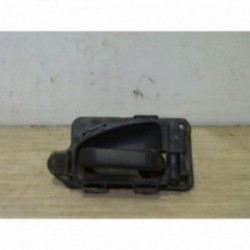 Poignee interieur arriere...