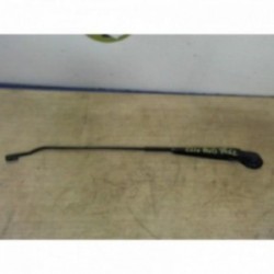 Bras essuie glace avant...