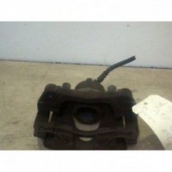 Etrier avant droit...