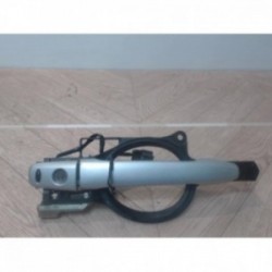 Poignee porte avant gauche...