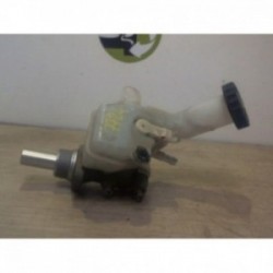 Maitre cylindre (freinage)...