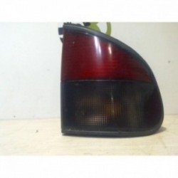 Feu arriere principal droit...