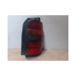 Feu arriere principal droit...