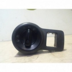 Commande de phare SKODA...