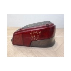 Feu arriere principal droit...