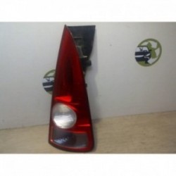 Feu arriere principal droit...