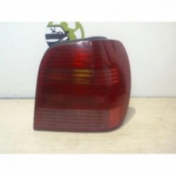 Feu arriere principal droit...