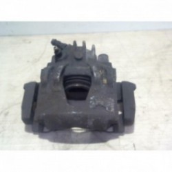 Etrier avant droit...