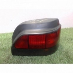 Feu arriere principal droit...