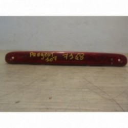 Feu arriere stop central...