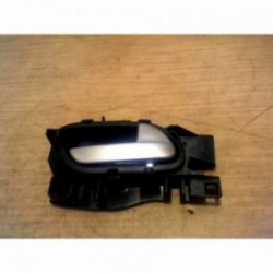 Poignee interieur arriere...