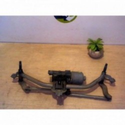 Moteur essuie glace avant...