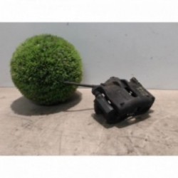 Etrier avant gauche...