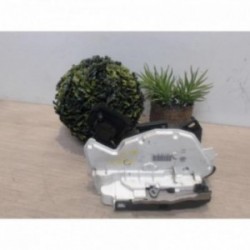 Serrure avant droit...