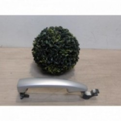 Poignee porte avant gauche...