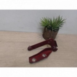 Charniere de porte avant...