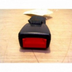 Attache ceinture arriere...