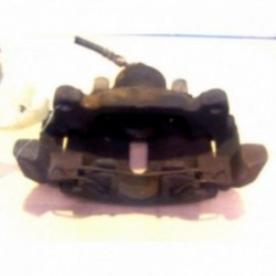 Etrier avant gauche...