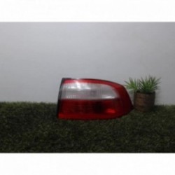 Feu arriere principal droit...