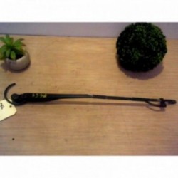 Bras essuie glace avant...