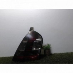 Feu arriere principal droit...