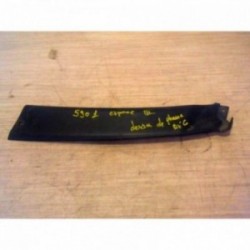 Enjoliveur moustache...