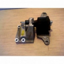 Support moteur gauche...