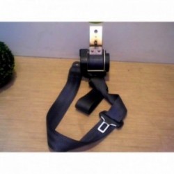 Attache ceinture avant...
