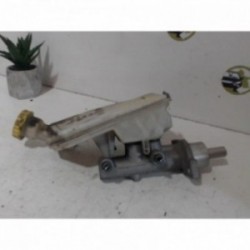 Maitre cylindre (freinage)...