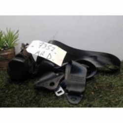 Ceinture arriere droit...