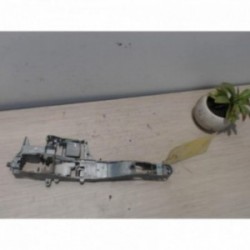 Support poignee porte avant...