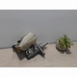 Maitre cylindre (freinage)...