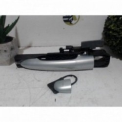 Poignee porte avant gauche...