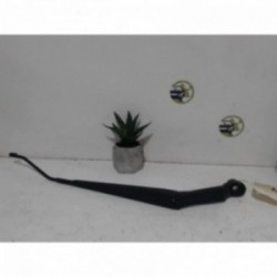 Bras essuie glace avant...