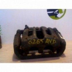 Etrier avant droit...