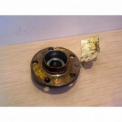 Moyeu arriere droit...