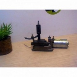 Moteur essuie glace arriere...