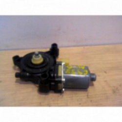 Moteur leve vitre avant...