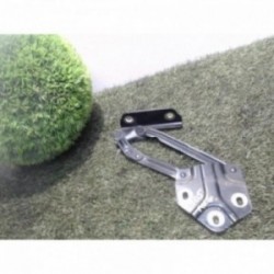 Charniere de capot...